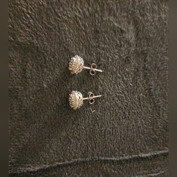 Diamond Halo Cluster Stud Earrings (1/10 ct. t.w.) in Sterling Silver New Macy's - Picture 6 of 9